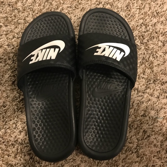 womens nike slides size 6